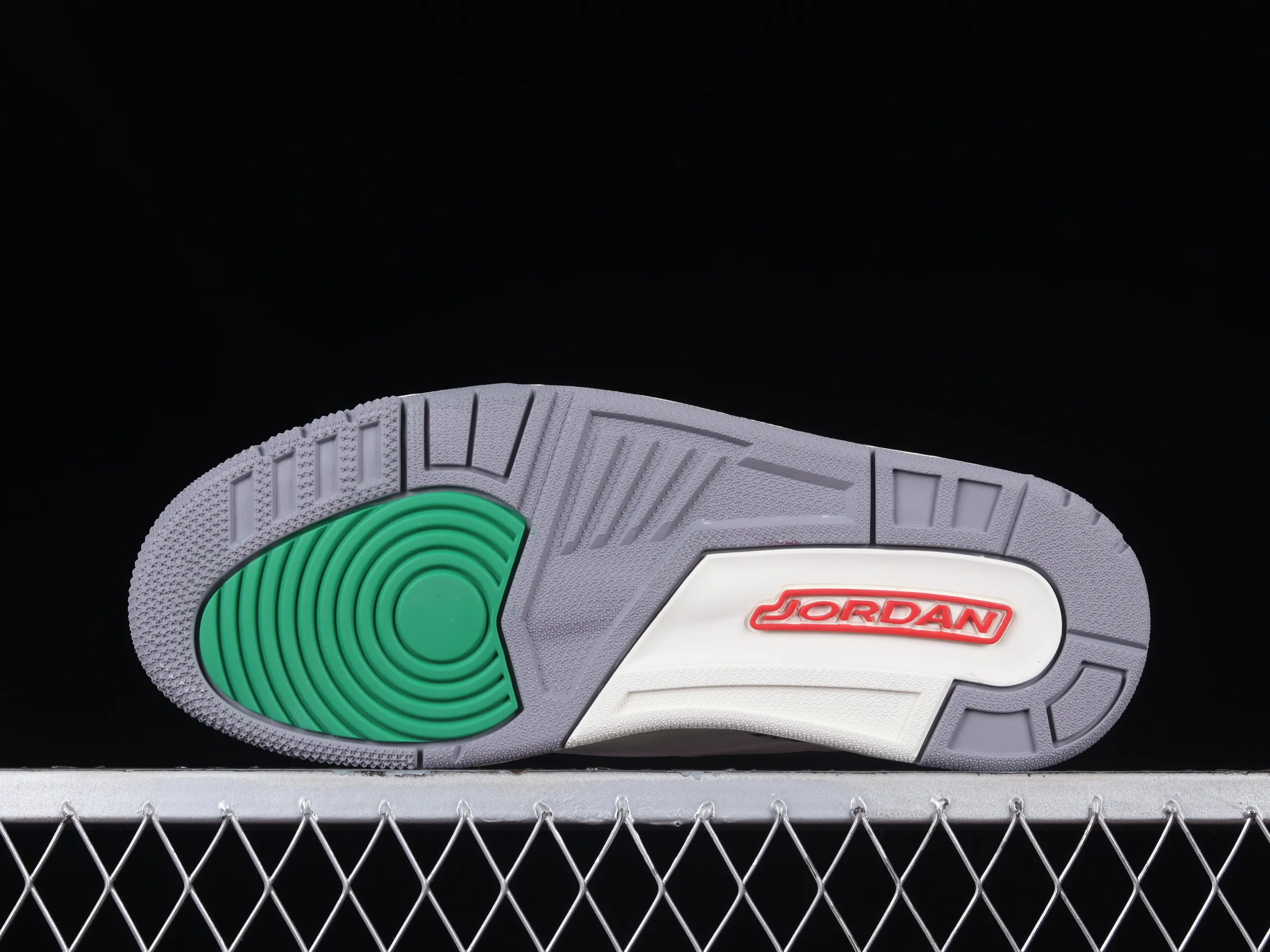 All categories Air Jordan Jordan series basketball shoes Air Jordan 3 Air Jordan 3 Retro "Lucky Green" AJ3 Joe 3 white green cement CK9246-136